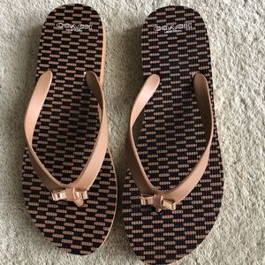 Coach flip flops